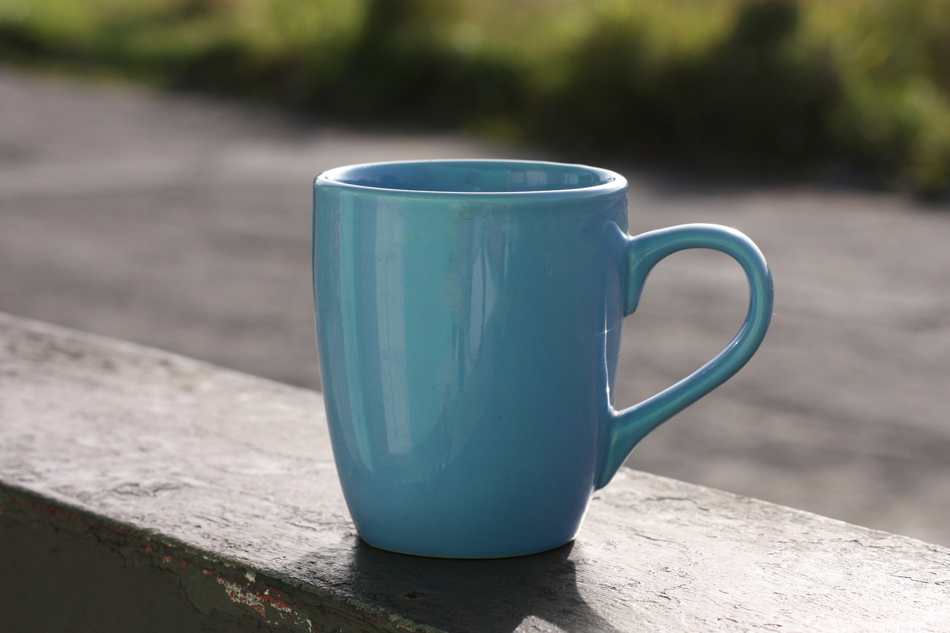 a mug to show size